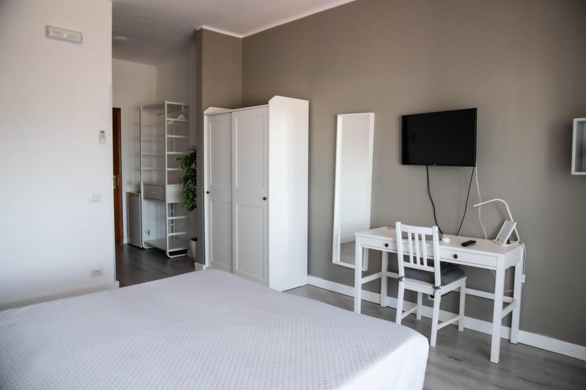 Hotel Palatinum Метапонто Екстериор снимка