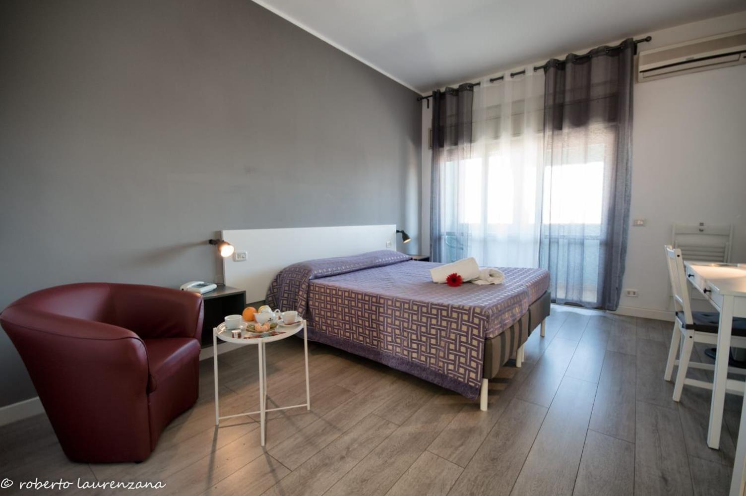 Hotel Palatinum Метапонто Екстериор снимка